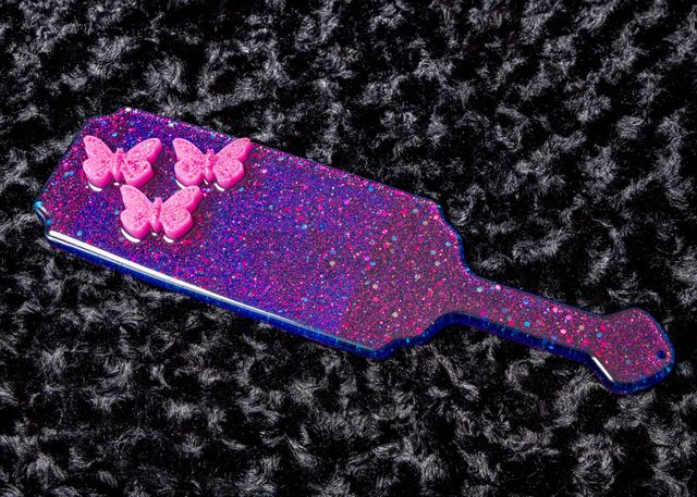 Large Paddle with Small Butterfly